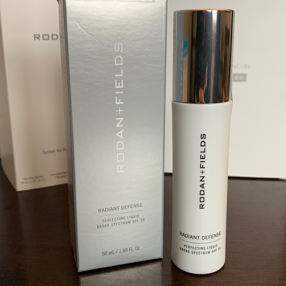 COPY - BNIB Rodan + Fields Radiant Defense ALMOND 🧡